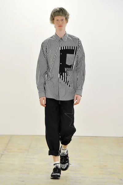 Look 23